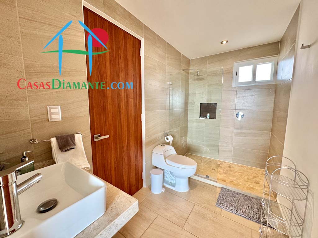 Vidamar Residencial Condesa A PH 2 - Recámara uno 6